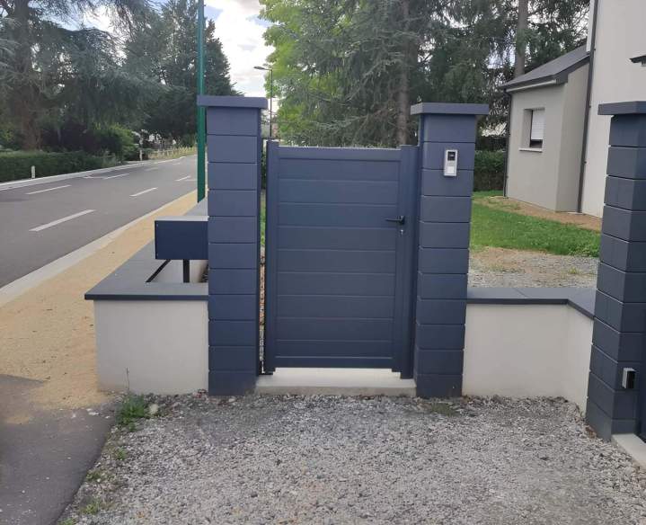 Installation de portail BRIOLLAY