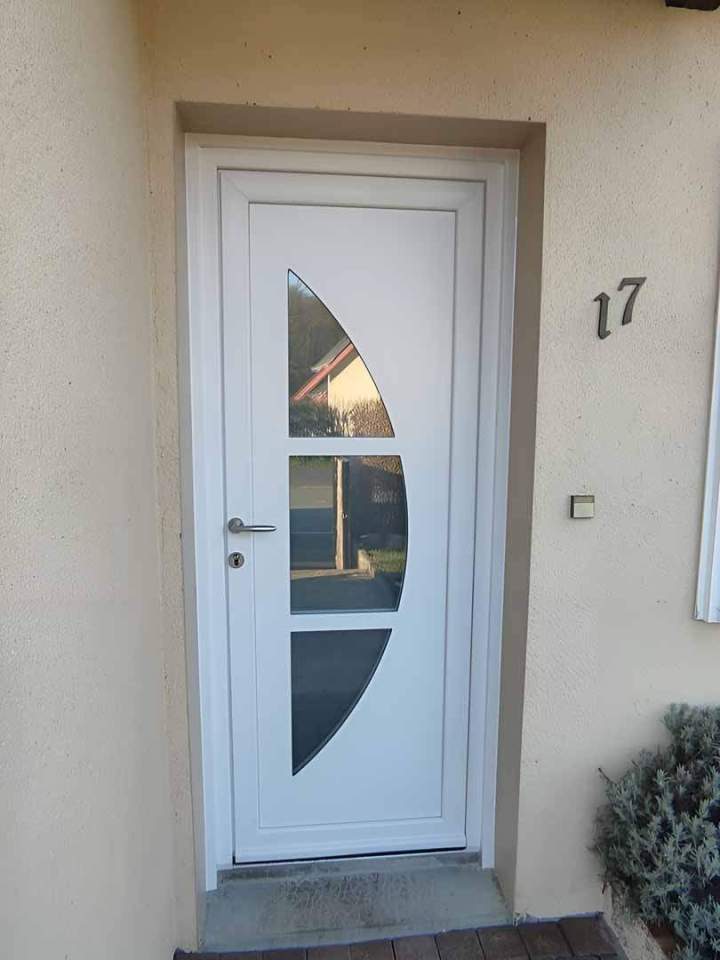 Montage de porte d’entrée Briollay