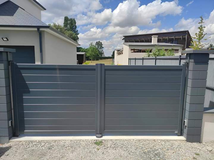 Pose de portail BRIOLLAY